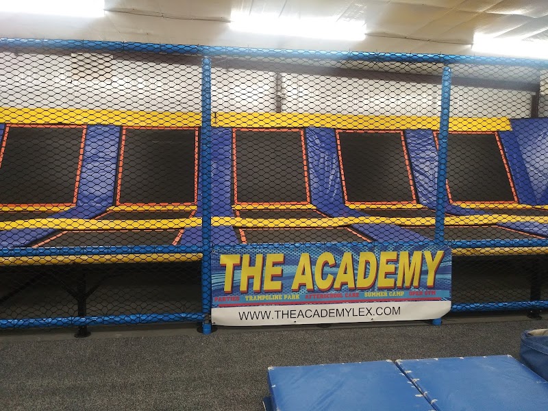 The Academy-Lexington Gymnastics Trampoline Par photo 3