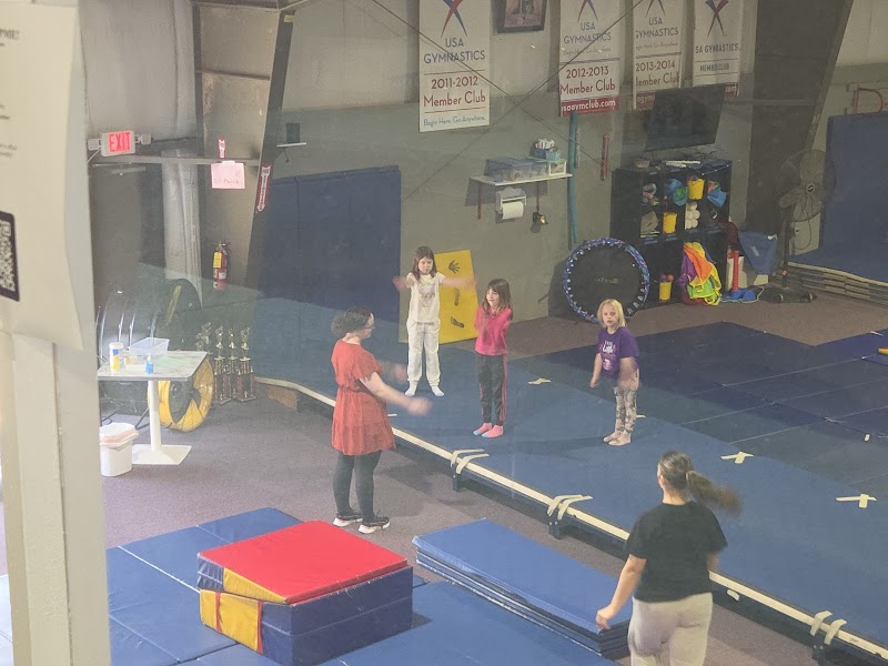 Fox Valley Tumbling and Trampoline photo 2