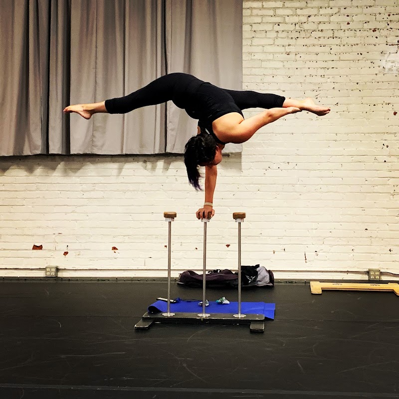 Acro Enso photo 3