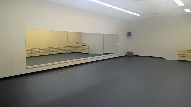 Cole Academy photo 3