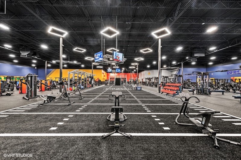 Crunch Fitness - Springfield, MA