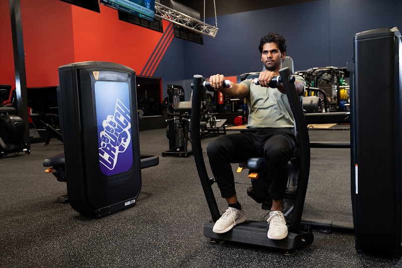 Crunch Fitness - Springfield, MA photo 3
