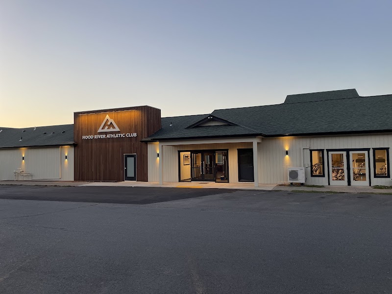 Hood River Sports Club